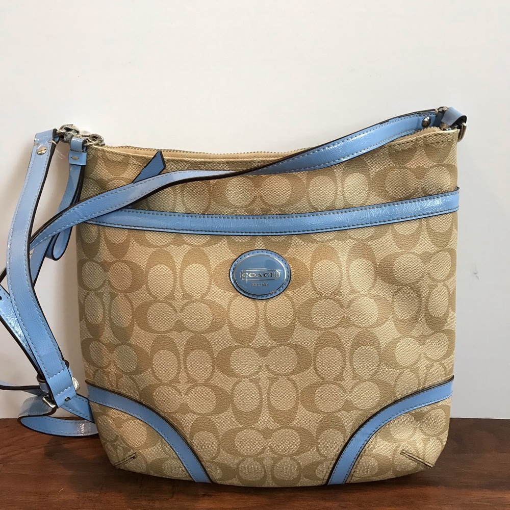 Coach Baby blue and Signature print